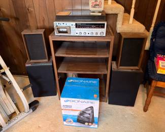 Vintage stereo receiver with speakers, wood stand, Bionaire humidifier