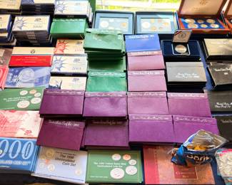 US Mint proof sets and uncirculated coin sets, multiple years