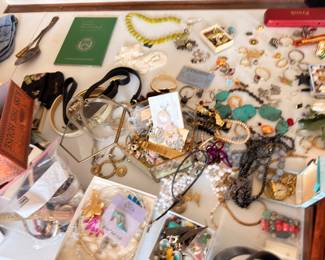 Vintage costume jewelry collection, brooches, turquoise, earrings