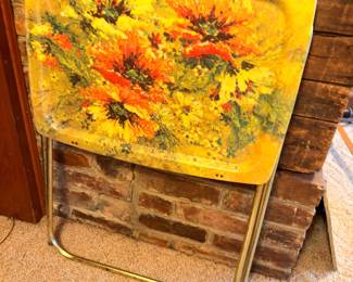 Vintage TV tray table, floral sunflower design, folding metal stand