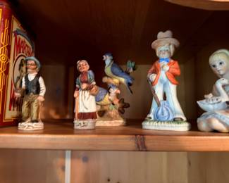 Vintage porcelain figurines collection, country folk style