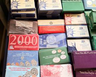 US Mint uncirculated and proof coin sets, 1990s-2000s