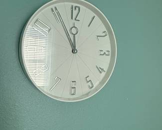Westclox 12" Modern Dial Wall Clock