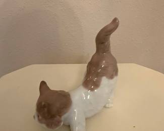 Lladro "Scare-dy Cat" Porcelain Figurine #5091