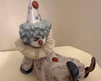 Lladro Porcelain Clown Figurine "Tired Friend"