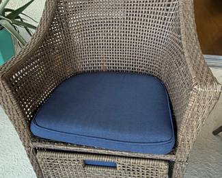 Hampton Bay Cambridge Wicker Armchair with Navy Cushions