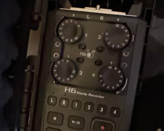 Zoom H6 Handy Recorder with Accessories