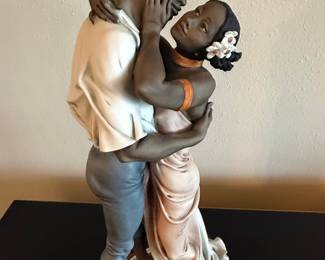 Giuseppe Armani "Black Wedding Waltz" Figurine