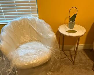 Modern Swivel Accent Chair