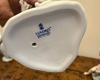 Lladro Porcelain Figurine "Sharing Sweets" Black Legacy Collection #5836