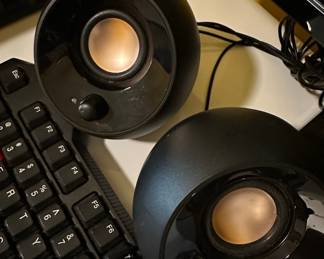 Creative Pebble 2.0 USB Desktop Speakers