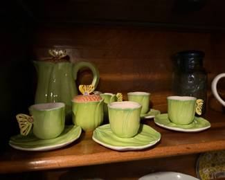 Carlton Ware Cabbage Pottery Tea Set $140.00 