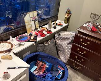 Collapsible multi-pocket Royal Blue Bag $50