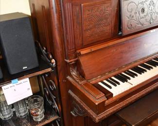 0007Some Highlights Yorkville Estate Sale