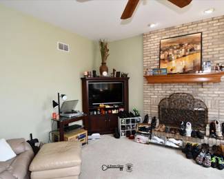 0066Family Room