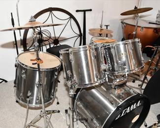 0005Some Highlights Yorkville Estate Sale