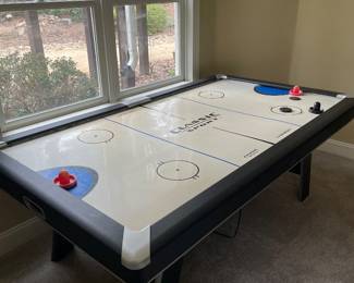 Air Hockey Table