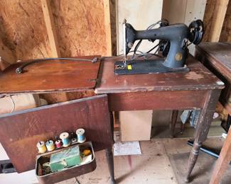 Antique Singer sewing machine 