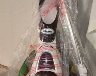 New in box shark floor steamer