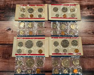 Uncirculated mint coin sets from 1968-1985