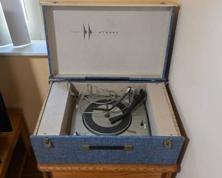 Vintage Sears Silvertone record player