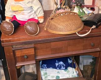 Mickey Mouse - Sewing Machine Cabinet