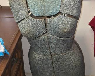 Dress Makers Manniquin