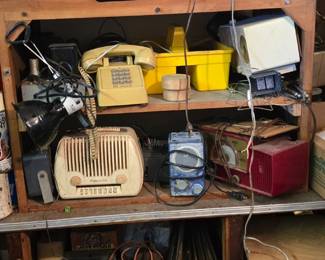 Vintage Radios - Electronics