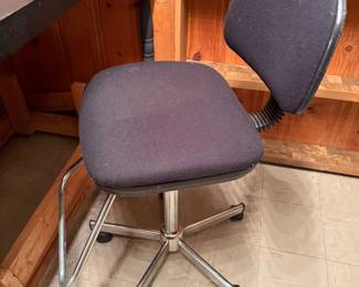 Desk chair