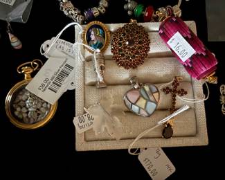 Nefertiti 800 Silver Pendant 