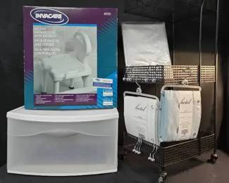 CT365Bathroom and storage