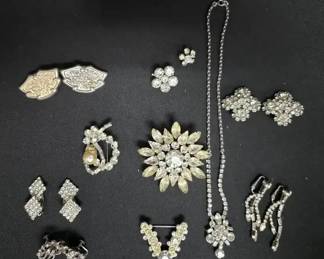 CT383Sparkle and Shine Jewelry