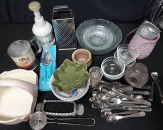 CT198Kitchen And Dining Items