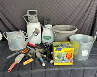 CT289Lets Do Some Yardwork