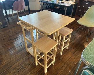 Foldable Wooden Kitchen Island w/ stools