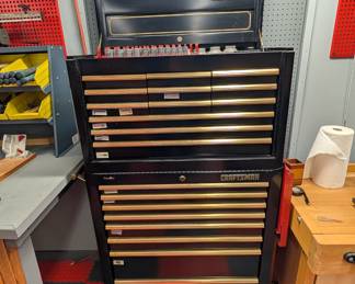 Tool chest, tool box