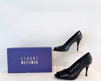 stuart weitzman black patent leather peep toe pumps