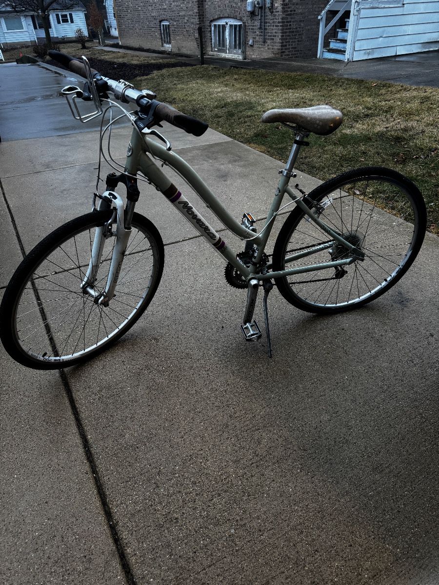 REI Novara Fiona Hybrid $150