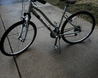 REI Novara Fiona Hybrid $150