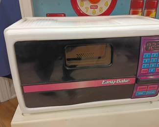 Vintage Easy-Bake Oven toy, retro kids kitchen appliance, collectible toy