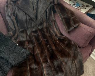 Long dark brown mink coat - size M