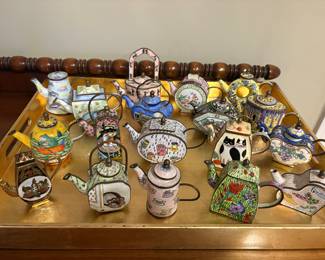 Cloisonne' minature tea pots