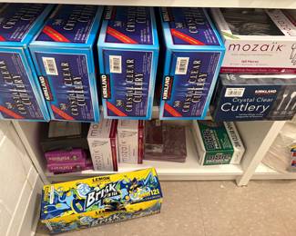 Plastic cutlery - new