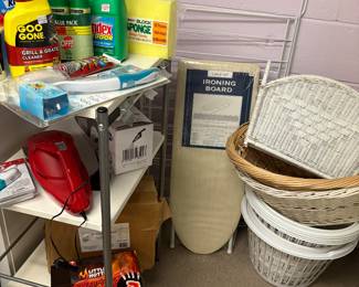Laundry cart and baskets