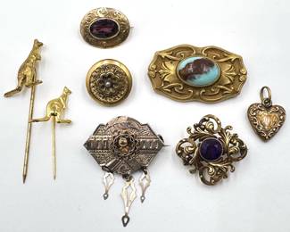 5 Small Vintage Brooches Pins, Locket Pendant Charm & 2 Kangaroo Lapel Pins Lot #: 155