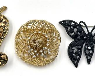 3 Vintage Weiss Rhinestones Brooch Pins: Leaf, Hat & Butterfly Lot #: 136
