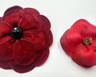 2 Vintage Red Poppy Brooch Pins For Memorial Day Remembering Veterans: Suede & Ceramic Lot #: 93