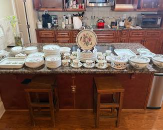 HUGE SELECTION OF PORTMEIRION (ENGLAND)