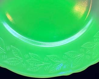 McKee "Laurel" Jadite Plate