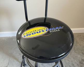 Northern Industrial Tools Pneumatic Shop Stool with Backrest